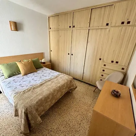 Home2Book Sunny Terrace Apt, El Rincon De Manfe كانديلاريا