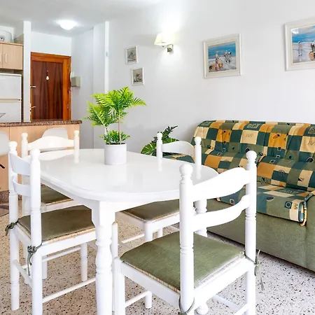 Home2book Sunny Terrace Apt, El Rincon De Manfe 坎德拉里亚